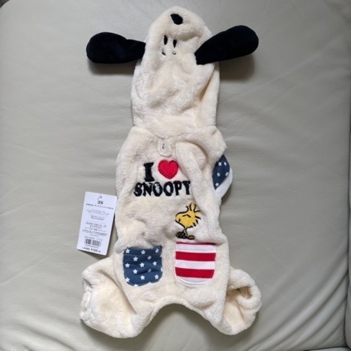 大幅値下げ‼️SNOOPY 犬服 サイズ3S つなぎ もこもこ ダックス 暖かい 犬種：ダックスフンド（ロングタイプの犬種に対応）  もこもこふわふわで暖かいロンパースです。