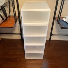 衣装ケース　まとめて5つ