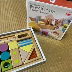 【取引中】音いっぱい積み木
