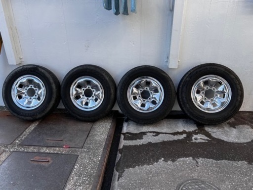 ⭐︎絶版　トヨタ　ハイラックスサーフ純正メッキホイール　（ハイエース