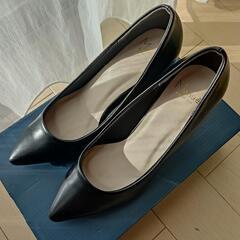 シンプル黒パンプス　24cmの画像