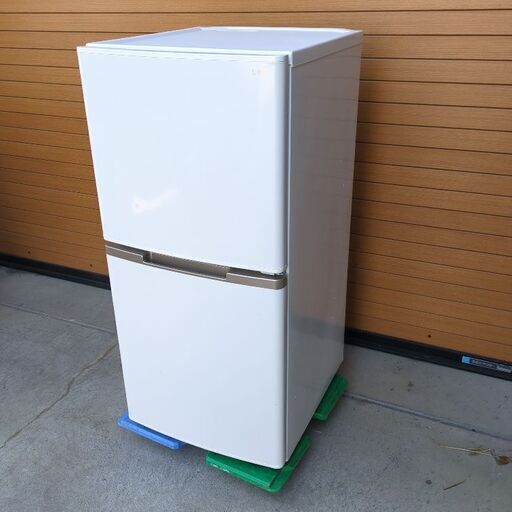2ドア冷蔵庫123L ユーイングUR-F123 K