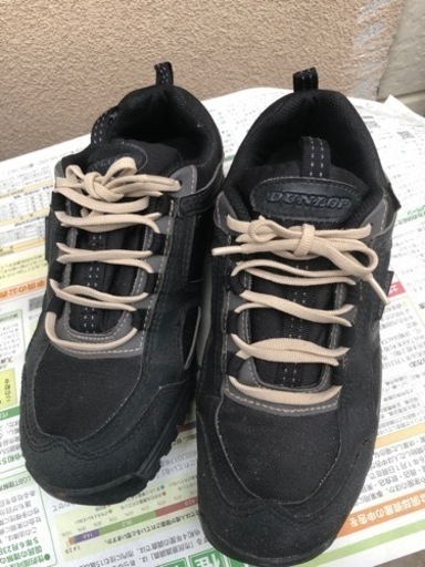 ダンロップの靴