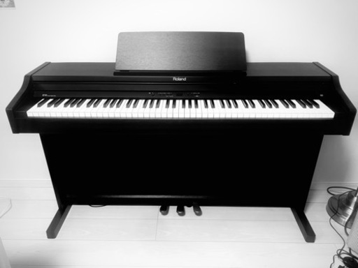 Roland ピアノ 88鍵 RP-301 RW