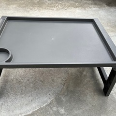 　値下げ　ダイソー　折りたたみテーブル　4個セット　中古の画像
