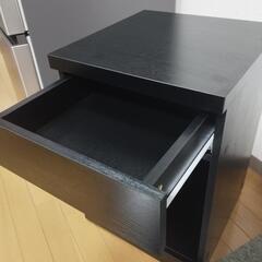サイドテーブル　引出し付きの画像