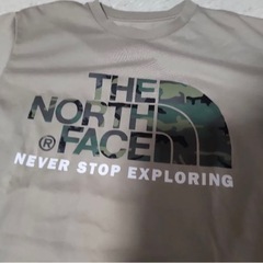 ノースフェイスTシャツの画像