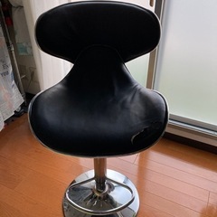 カウンターチェアー　黒