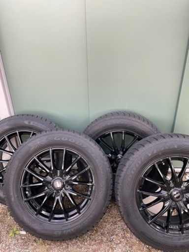 取引中 スタッドレスタイヤice navi6　ホイール　225/60 R17 99Q