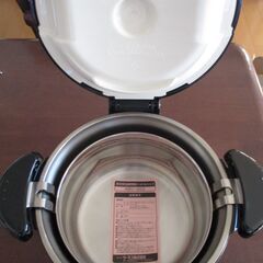 サーモス真空保温調理器シャトルシェフ3.0ℓ　IH対応　取説付　新品未使用品の画像
