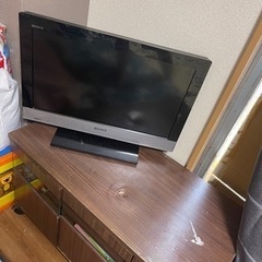 テレビとテレビ台をあげます