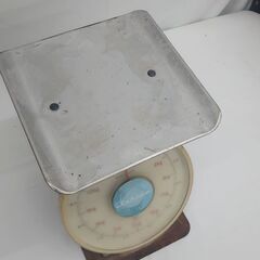 なんと１２Kgまで計れるハカリ❗『重さの目安に有ると便利！』商品名: イシダ上皿はかり カテゴリ: クッキングスケールの画像