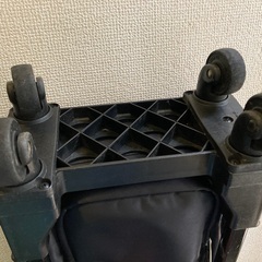 スワニー　キャリーバッグ中古　黒　レインカバーつきの画像