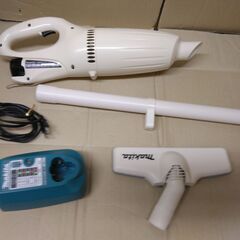 美品 マキタ コードレス充電式クリーナー 掃除機・充電器・バッテリーセット CL100D 10.8V ハンディクリーナー カプセル式 DC10WA BL1013の画像