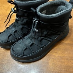KEEN ユニークスニークチャッカツーウォータープルーフ防水ウィ...