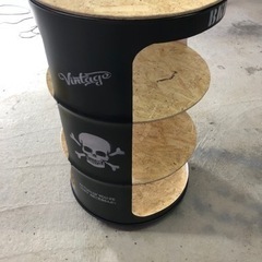 ドラム缶リメイクテーブル棚 の画像