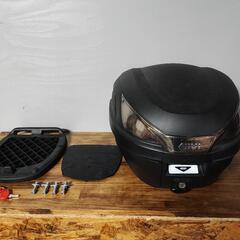 バイク用トップケース　givi Ｂ27Ｎの画像
