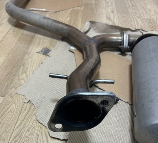 200系クラウンアスリート リアストレートマフラー