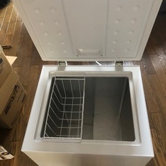 冷凍庫　上開き 100Ｌの画像