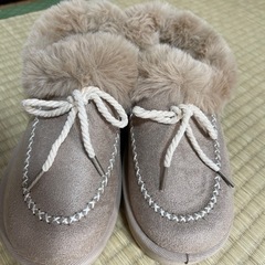 ショートブーツ未着用の画像