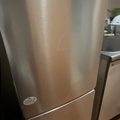 【取引予定者決まりました】冷蔵庫エルソニック148L【2年使用】