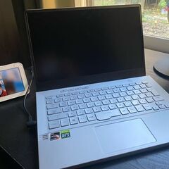 ROG Asus Zephyrus g14 ryzen 7 rtx 3050の画像