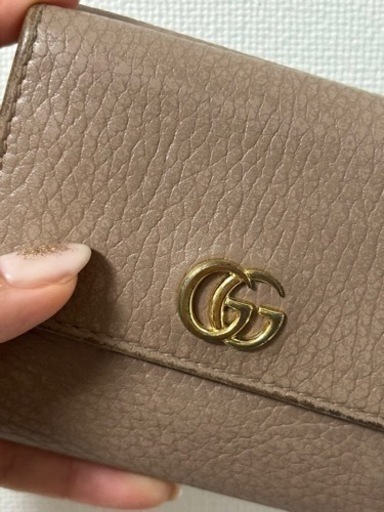 【決まりました】グッチ GG マーモント 三つ折り財布 レザー ダスティーピンク