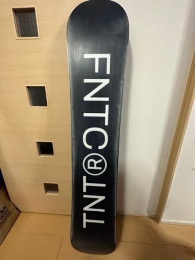 スノーボード板 FNTC TNT R 153cm