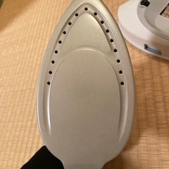 アイロン　TOSHIBA TA-FV420の画像