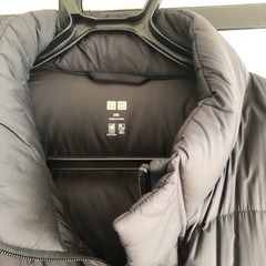 ユニクロ　ライトダウンハーフコート　4XLの画像