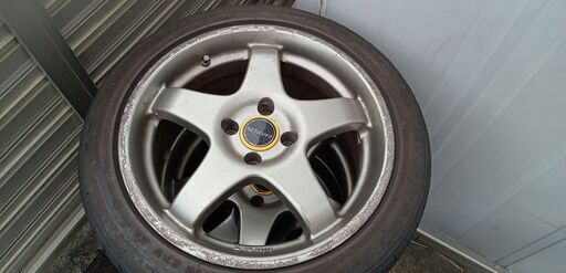 シュナイダー16×7J オフセット35 4本セット　タイヤ付き