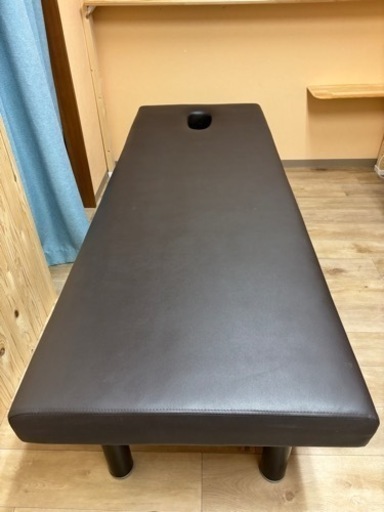 エステ　ベッド　美品