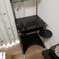 パソコンデスク　ガラスの画像