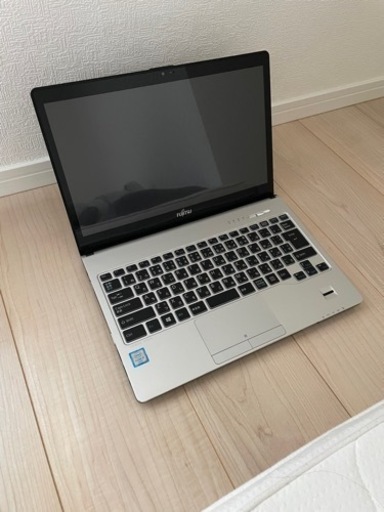 【再募集】富士通　ノートパソコン　fmv lifebook SH90/w
