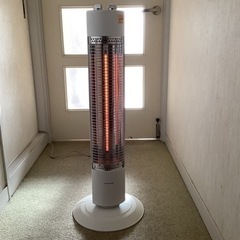 コイズミ KOIZUMI KKS-0917/W [グラファイトヒーター搭載 遠赤電気ストーブ ホワイト]の画像