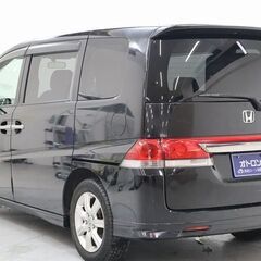 【操作性が良く乗り心地の良い車！！】　荷室が広いのでオススメです。
