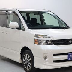 【内装が良く外装も人気の車！！】　視野が広いので運転しやすいです。