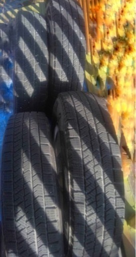 ブリヂストン ブリザック スタッドレスタイヤ ホイール4本 ネジつき