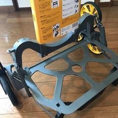 upcart 折りたたみ式3輪キャリーカートの画像