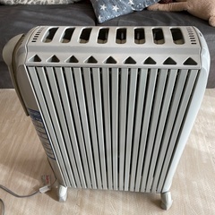 デロンギ　オイルヒーター