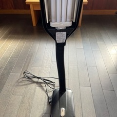 【差し上げます】スタンドライトの画像