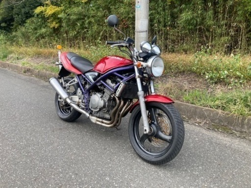 250四発　バンディット250