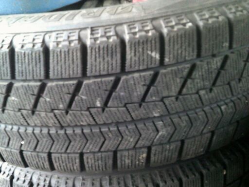ホイール名不明スタッドレスタイヤ4本