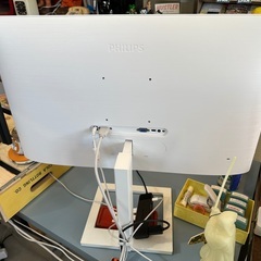 美品】PCモニター・ディスプレイ / Philips 273E1EW/11 / 27インチ