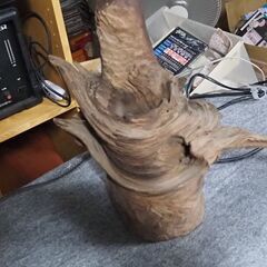 木彫り、彫刻の画像