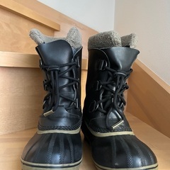 ソレル　カリブー　本革製　防水　ウィンターブーツ　スノーブーツ24㎝　定価24200円の画像