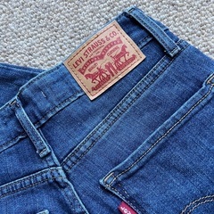 Levi's リーバイス 721 HIGH RISE SKINNYの画像