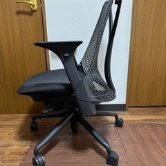 2022年購入　Herman Miller(ハーマンミラー) セイルチェア　ブラックの画像
