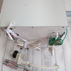 TOTO 湯ポット 小型電気温水器 簡易温水器 湯沸器 温水器 中古の画像