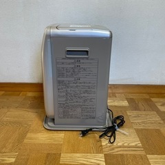 コロナ石油ファンヒーターの画像